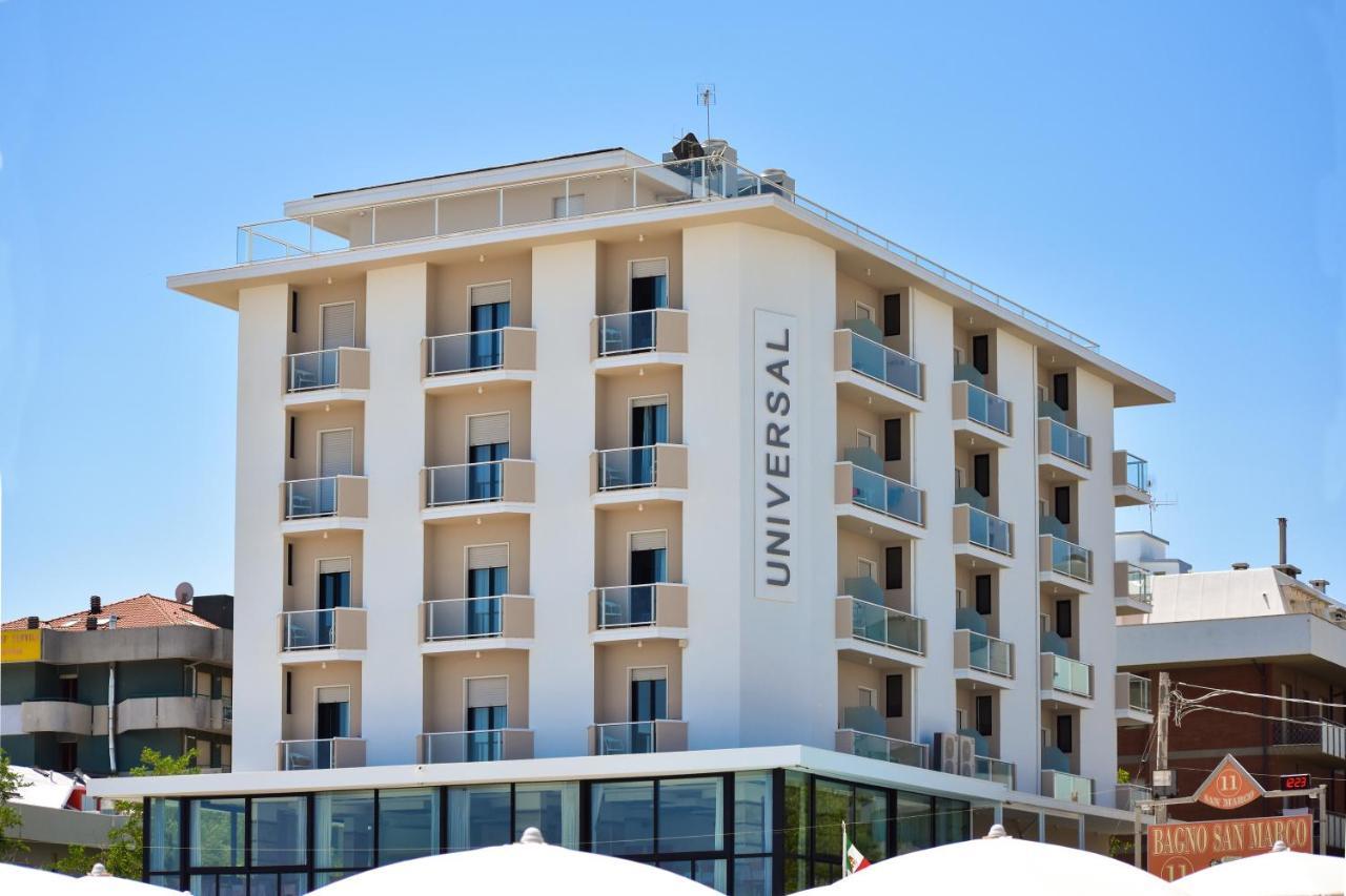 Hotel Universal ベラーリア・イジェア・マリーナ エクステリア 写真